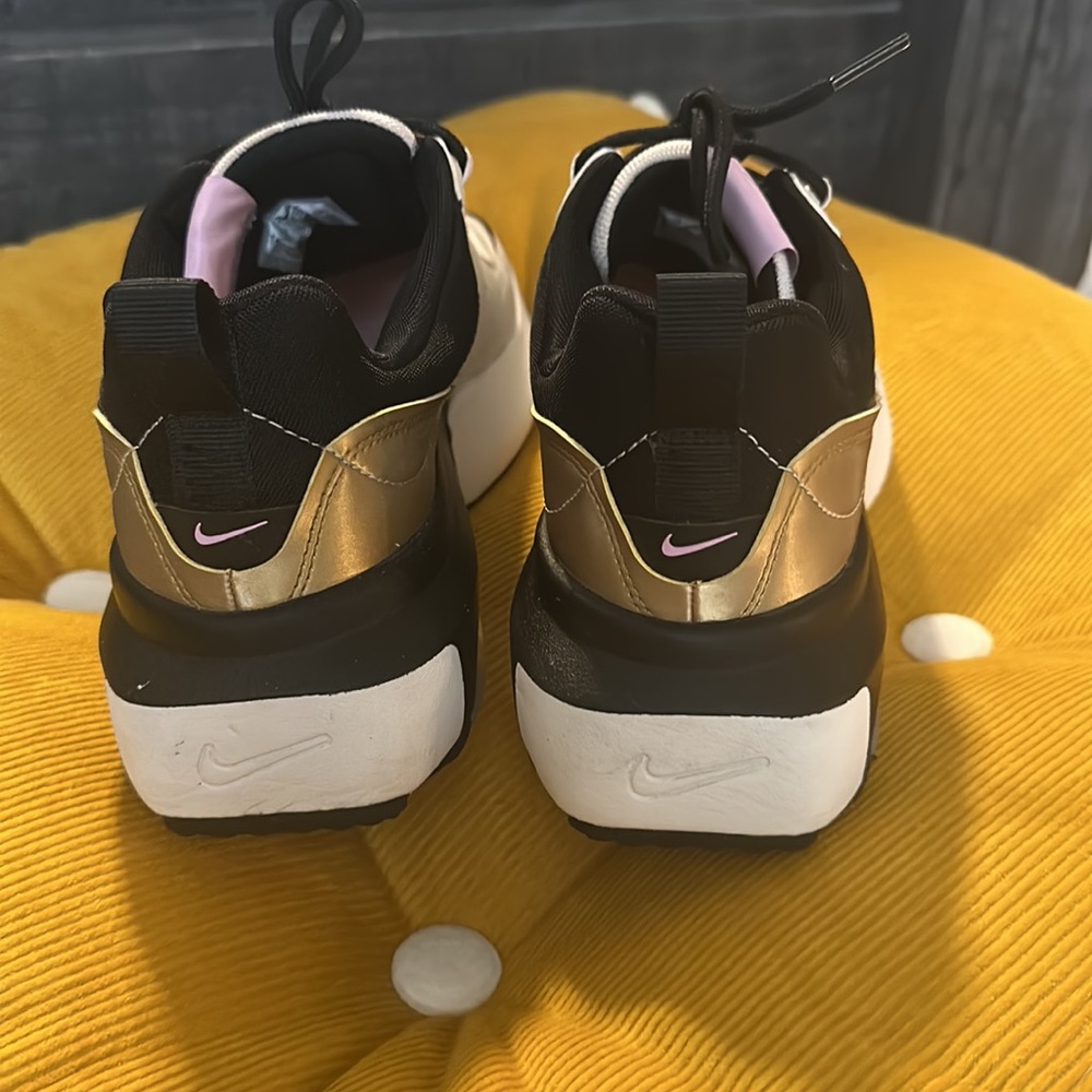 Nike Air Max Verona - Picture 4 of 6